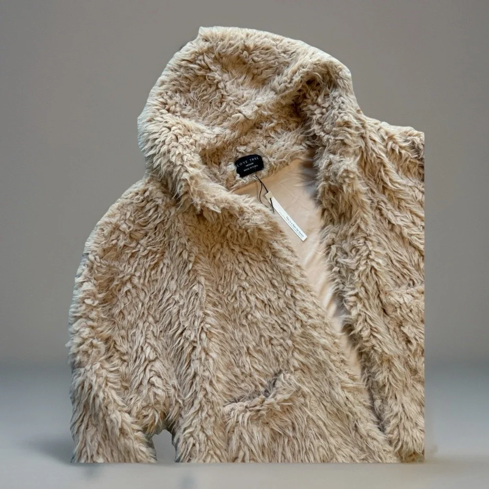 NWT Love Tree Fur Coat Faux‎ Cropped Hooded Pockets Peach Women's Medium